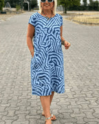 Christina™ | Summer Dress with Round Neck and Elegant Print