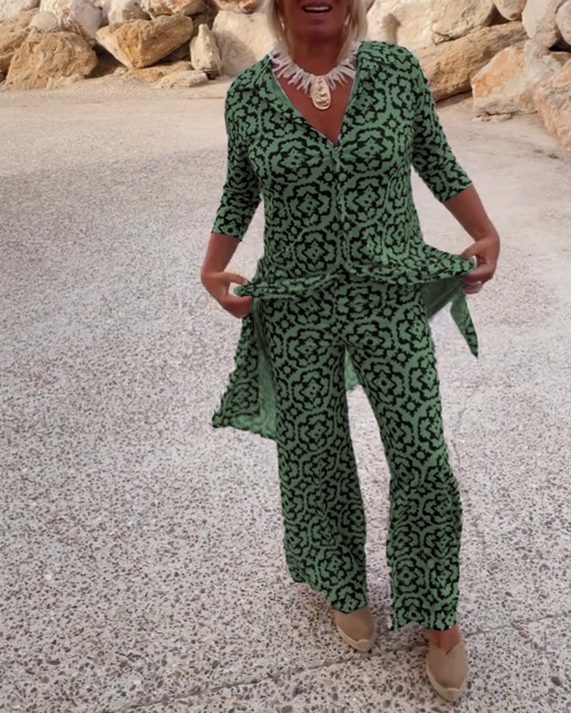Serena | Women's Printed Two-Piece Set Blouse and Pants